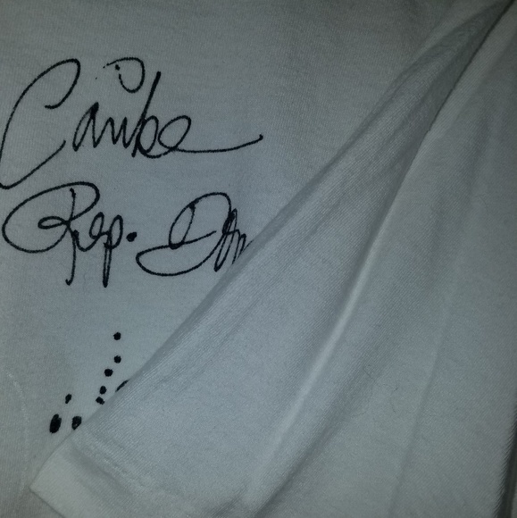 Vintage single stitch Dominican republic artwork - Picture 2 of 3